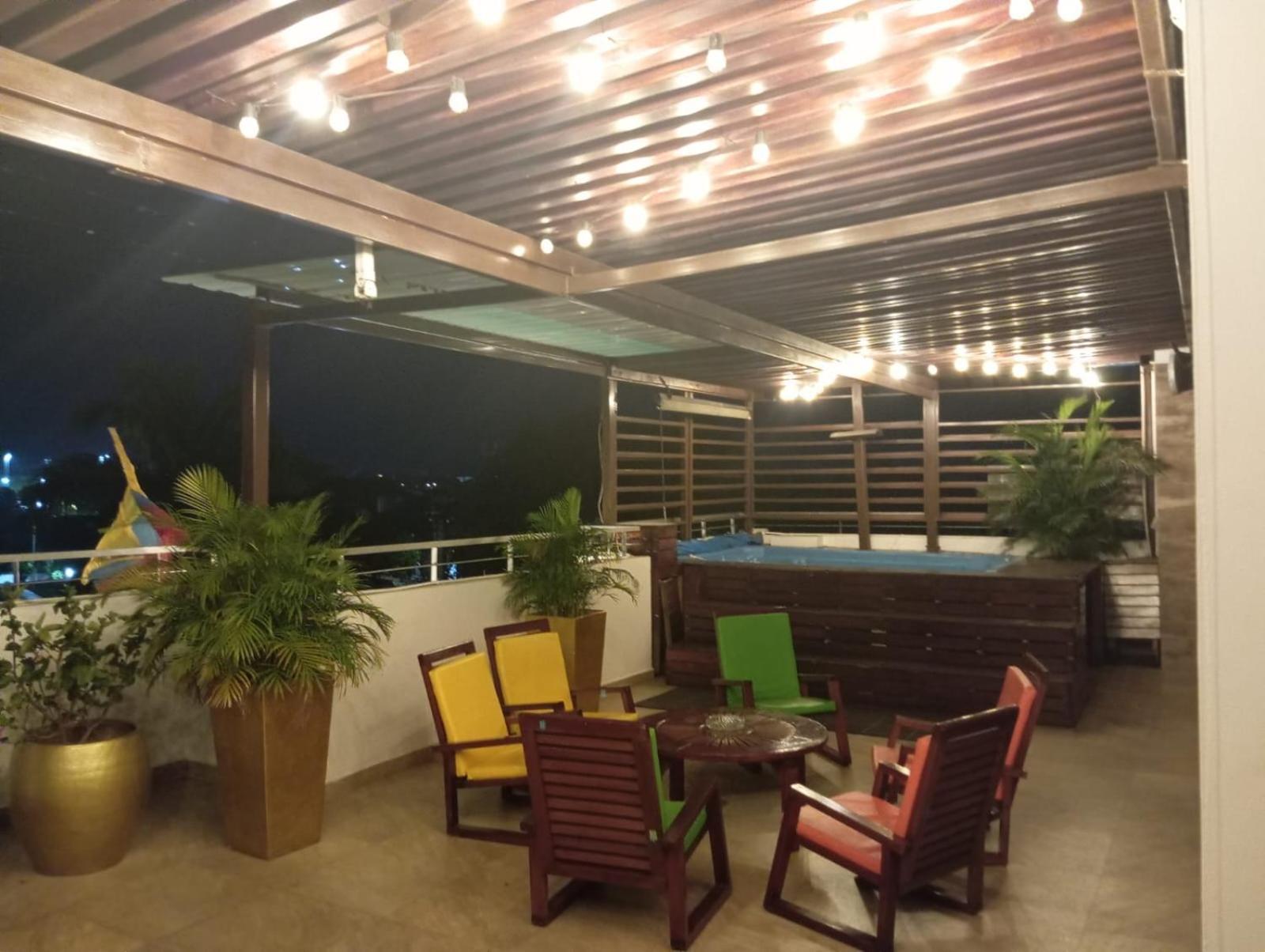 Hotel Ucla Center 4*